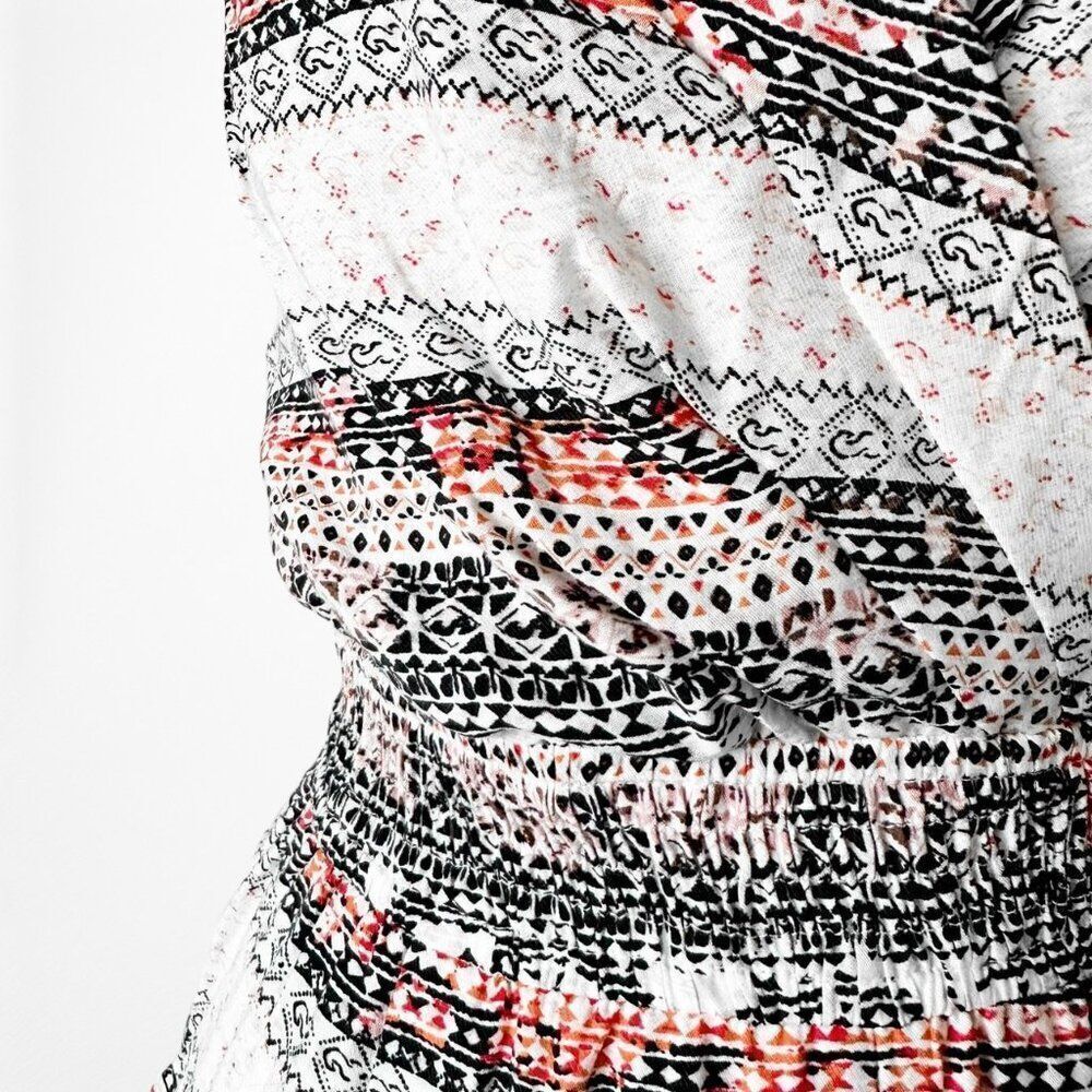 Bcbgeneration White Gray Casual V-Neck Printed St… - image 6